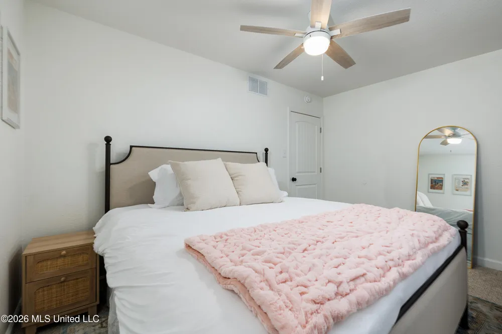 114 Ethel Circle Ocean Springs, MS 39564