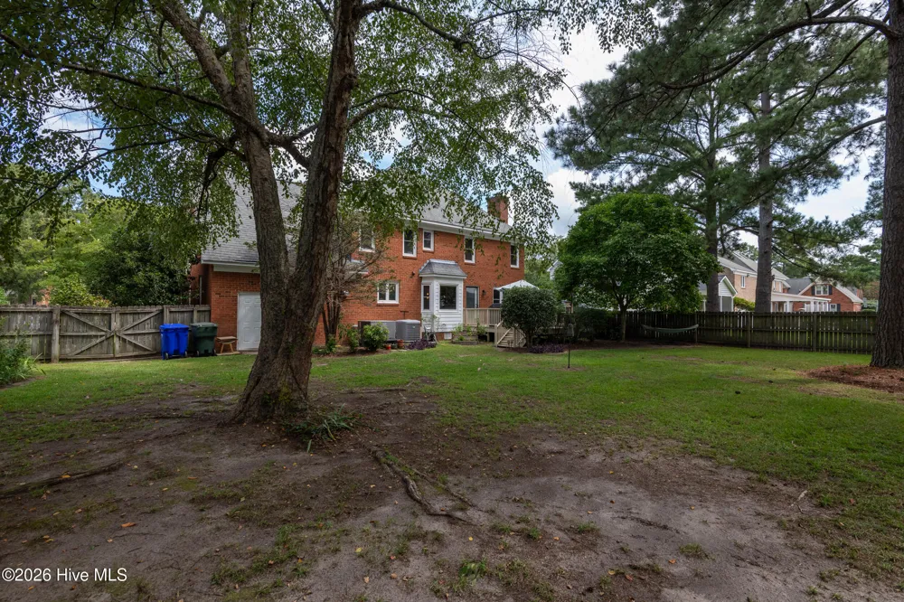 1602 Woodwind Drive Greenville, NC 27858