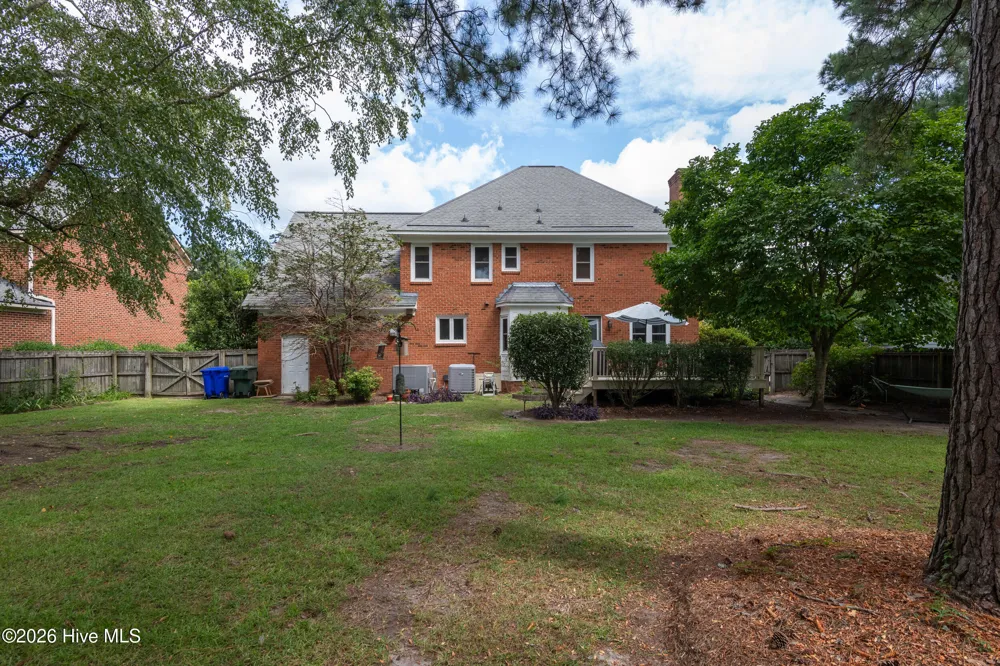 1602 Woodwind Drive Greenville, NC 27858