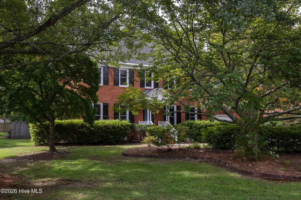 1602 Woodwind Drive Greenville, NC 27858