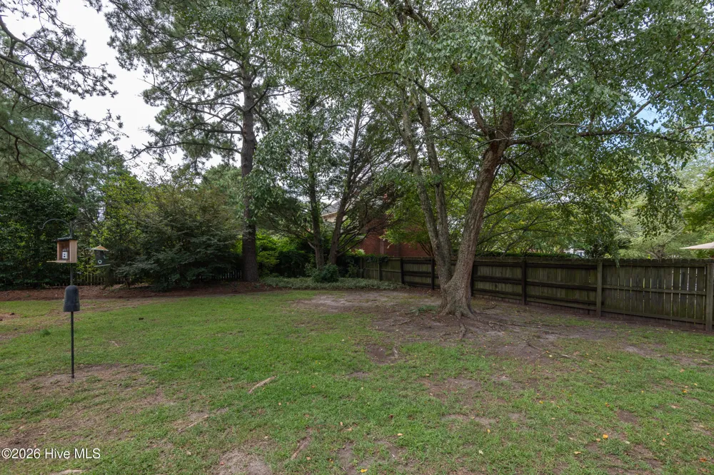 1602 Woodwind Drive Greenville, NC 27858