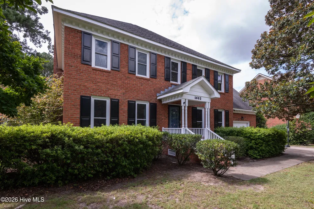 1602 Woodwind Drive Greenville, NC 27858