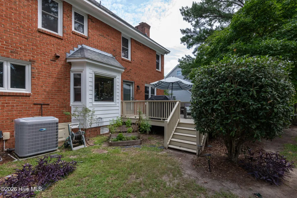 1602 Woodwind Drive Greenville, NC 27858