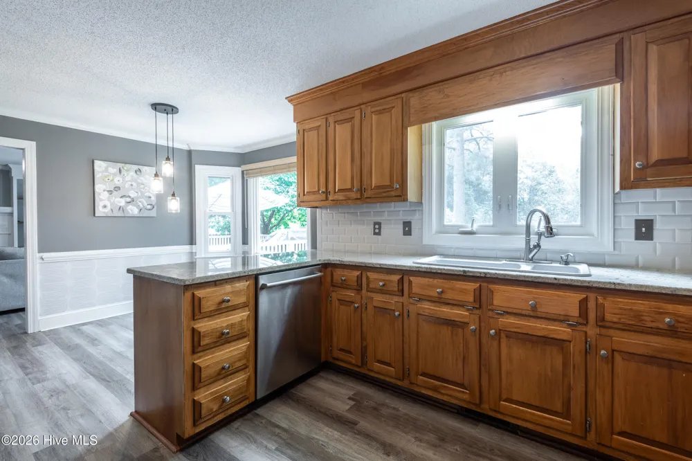 1602 Woodwind Drive Greenville, NC 27858