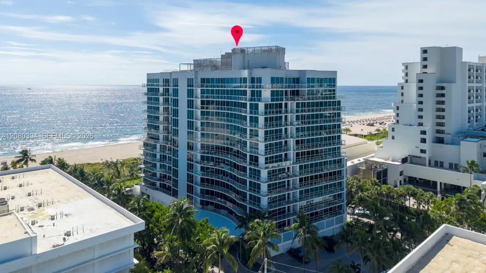 1200 Holiday Dr #208 Fort Lauderdale, FL 33316