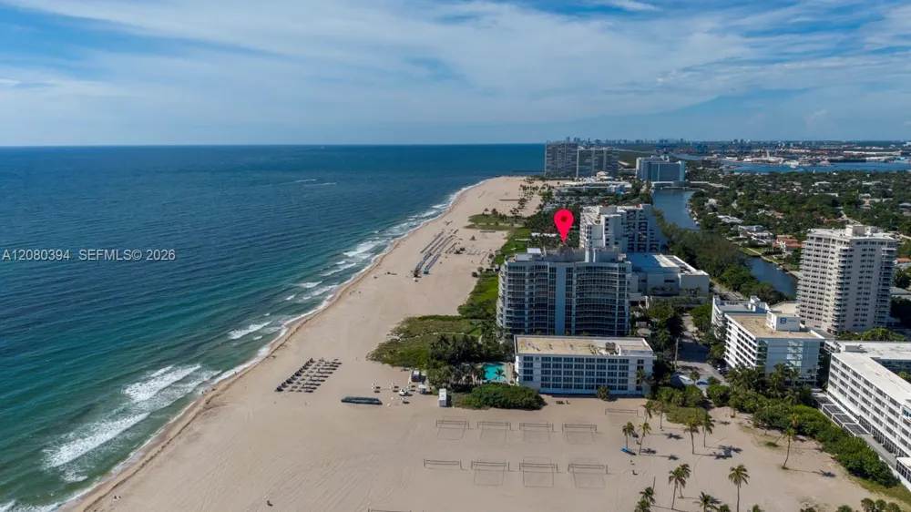 1200 Holiday Dr #208 Fort Lauderdale, FL 33316
