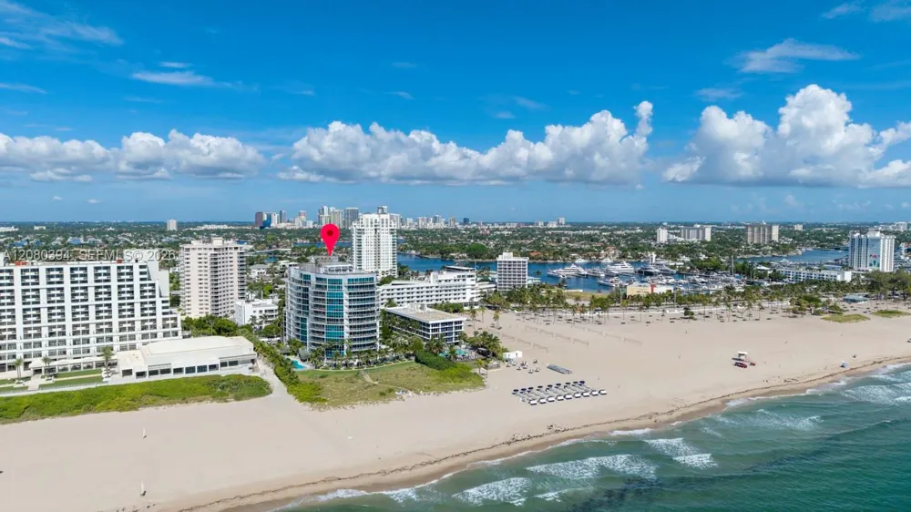 1200 Holiday Dr #208 Fort Lauderdale, FL 33316