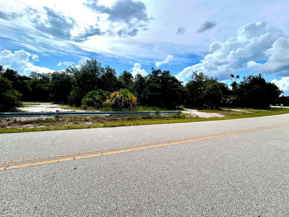 1024 DUBLIN CIRCLE Moore Haven, FL 33471