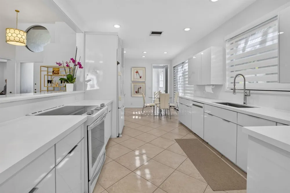 2350 NW 53RD STREET Boca Raton, FL 33496