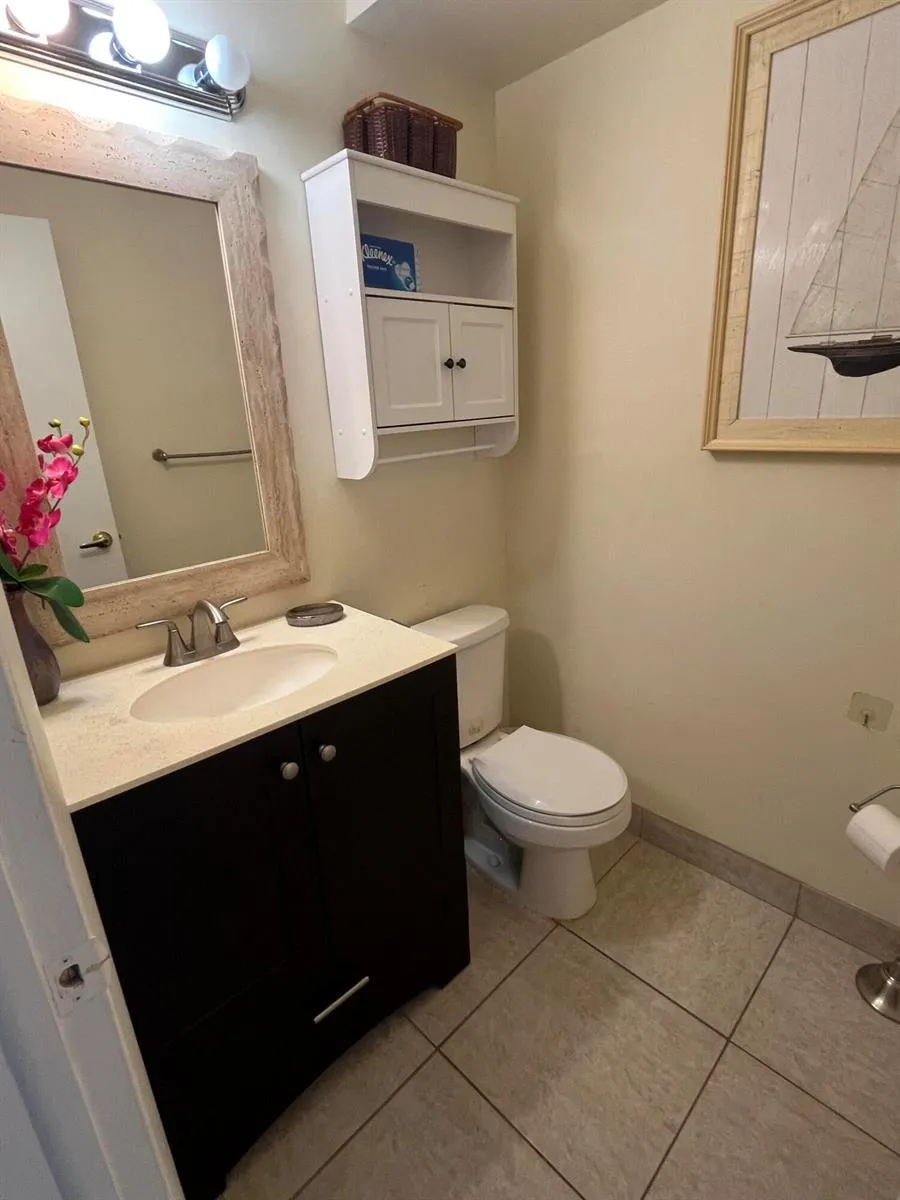7 FLANDERS A Delray Beach, FL 33484