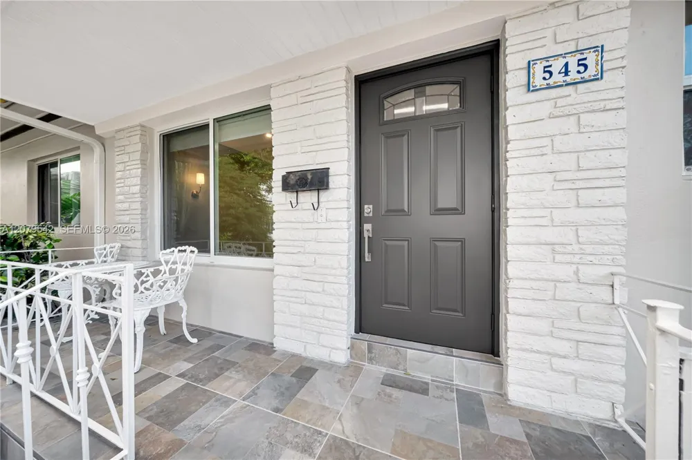 3145 Segovia St #545 Coral Gables, FL 33134