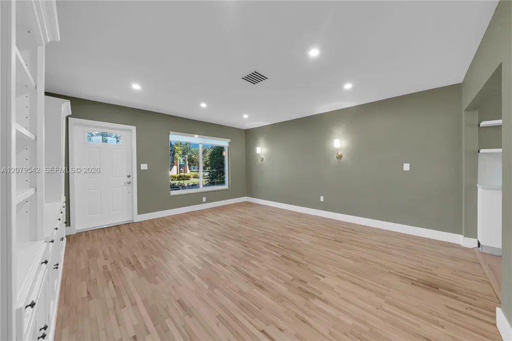 3145 Segovia St #545 Coral Gables, FL 33134