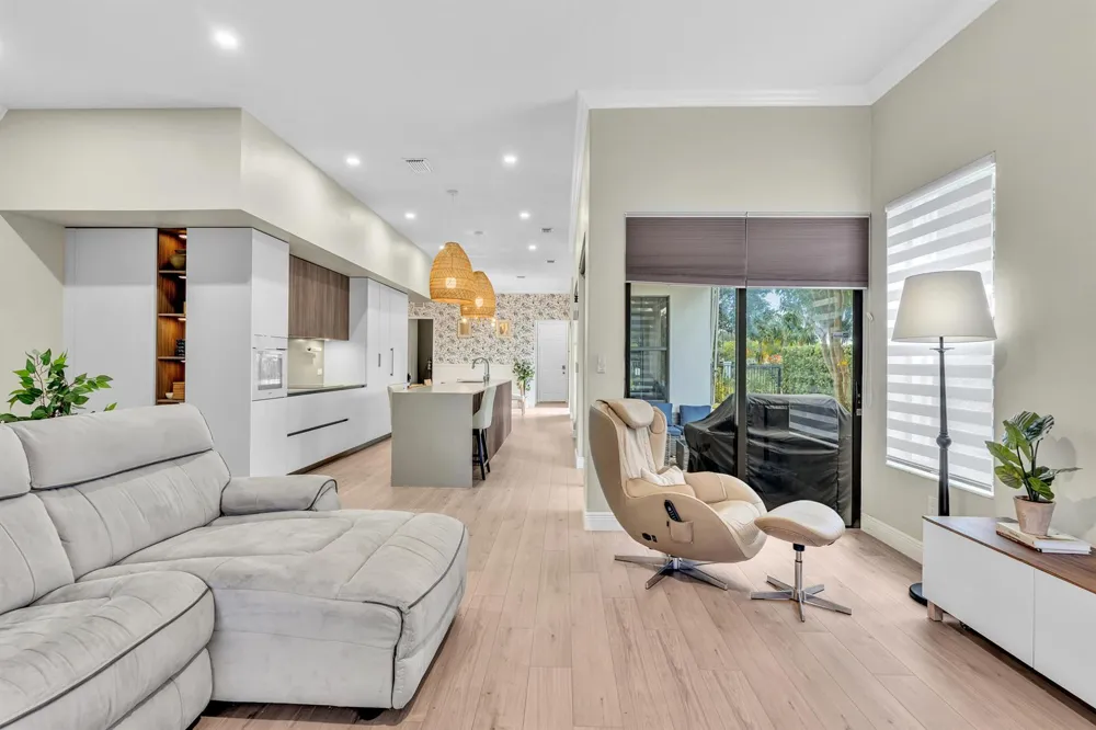 8289 NW 38TH STREET Cooper City, FL 33024