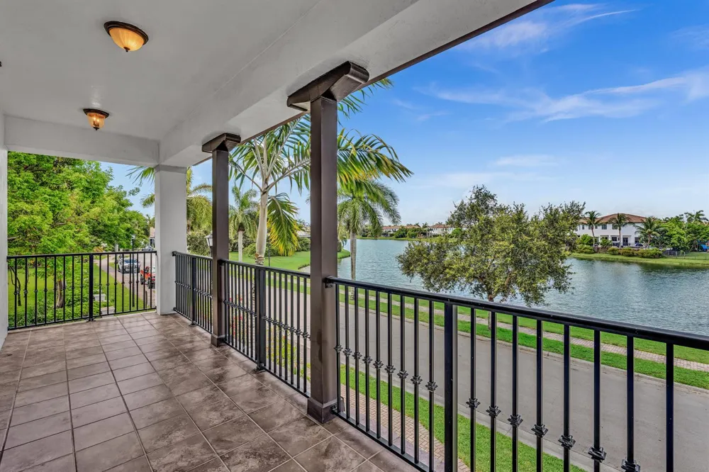 8289 NW 38TH STREET Cooper City, FL 33024