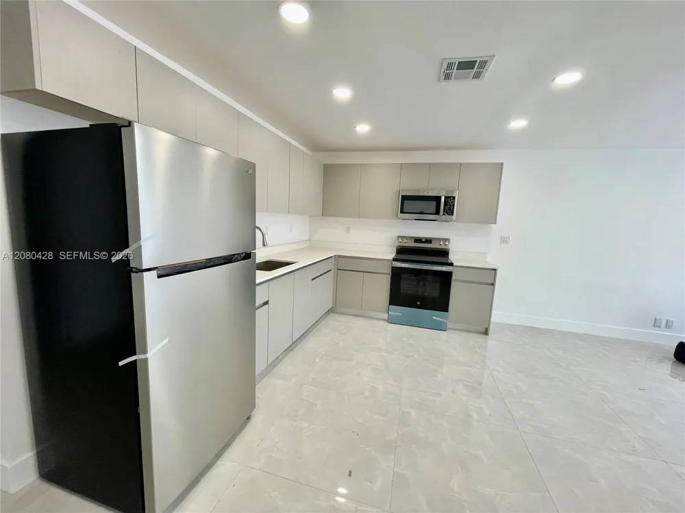 5800 NW 27th Ct #5800 Lauderhill, FL 33313