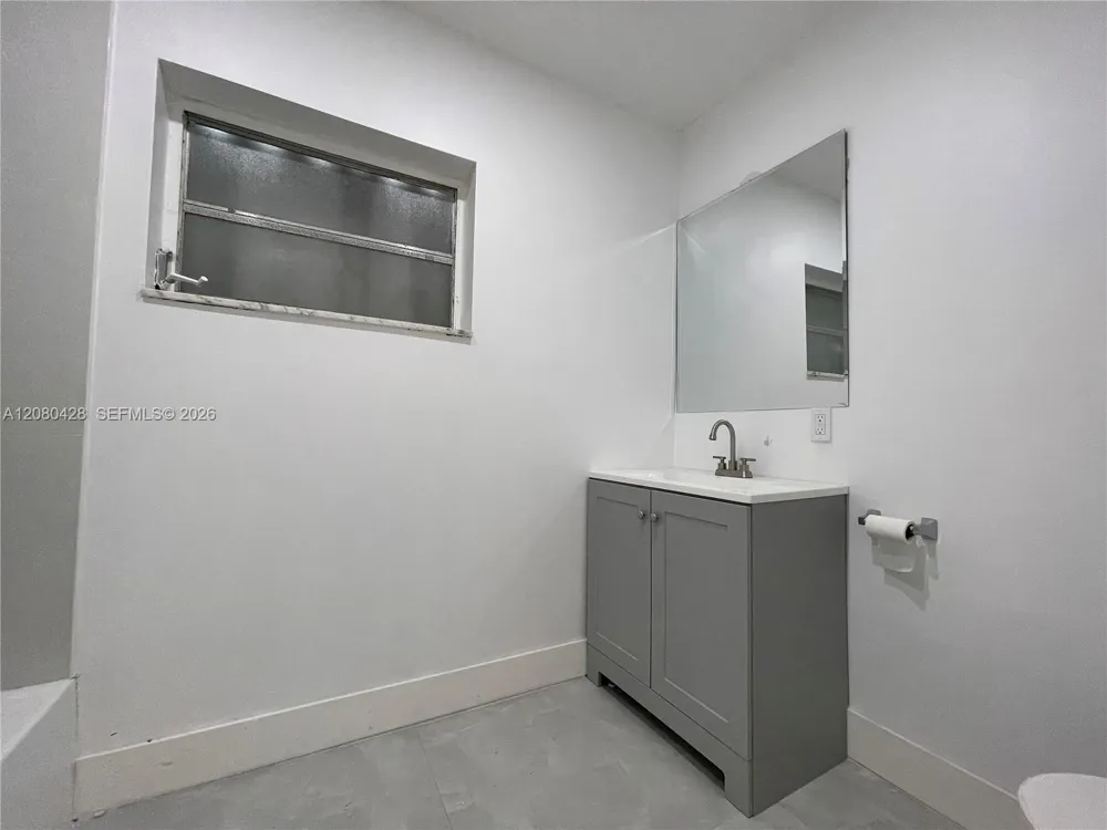 5800 NW 27th Ct #5800 Lauderhill, FL 33313