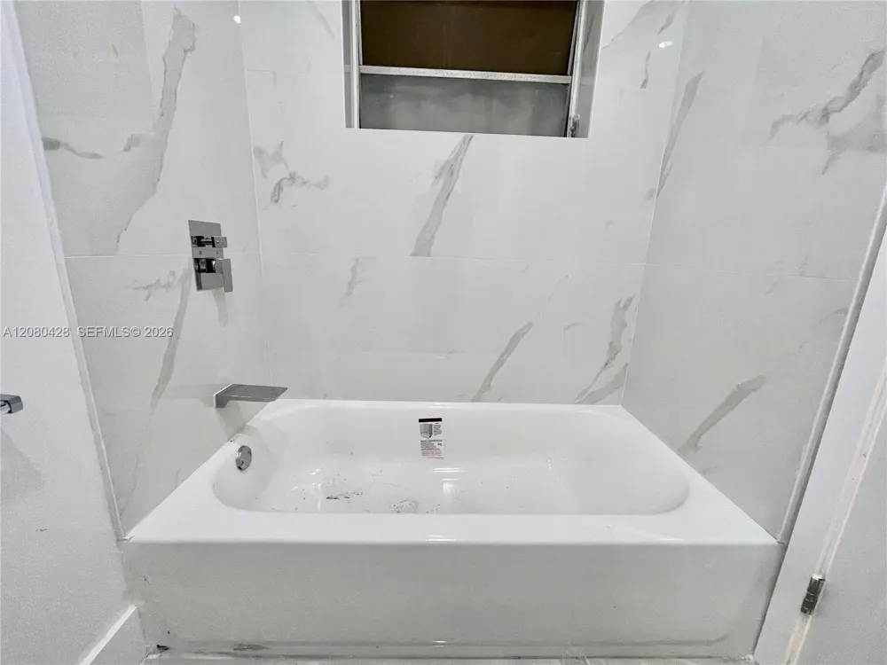 5800 NW 27th Ct #5800 Lauderhill, FL 33313