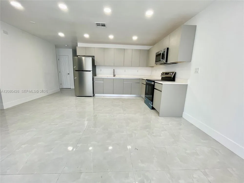 5800 NW 27th Ct #5800 Lauderhill, FL 33313