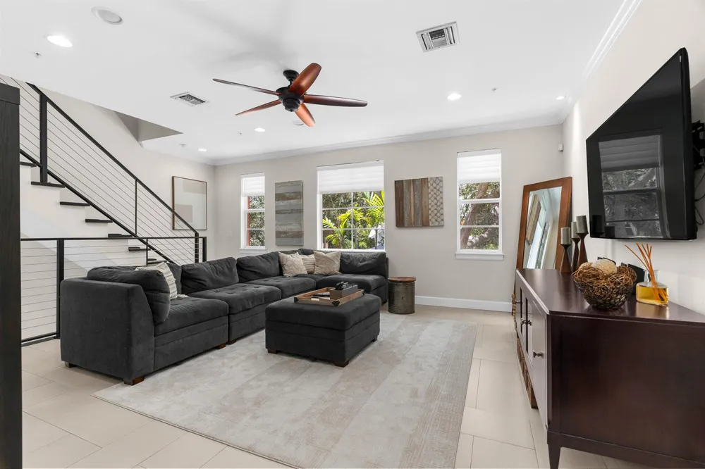 362 W Cannery Row Circle Delray Beach, FL 33444