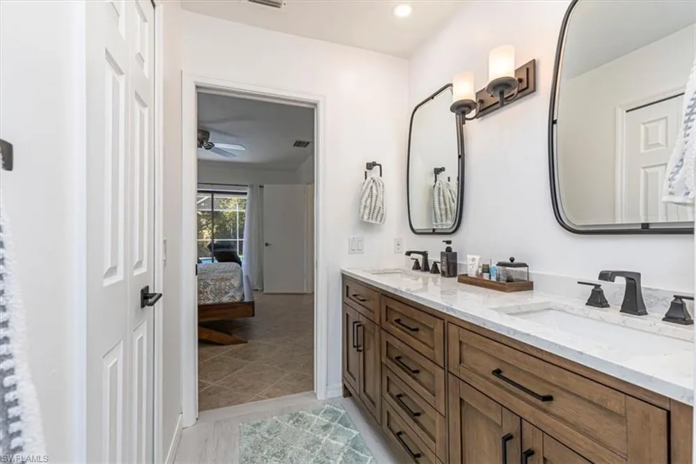 4005 Brush Lane Naples, FL 34112