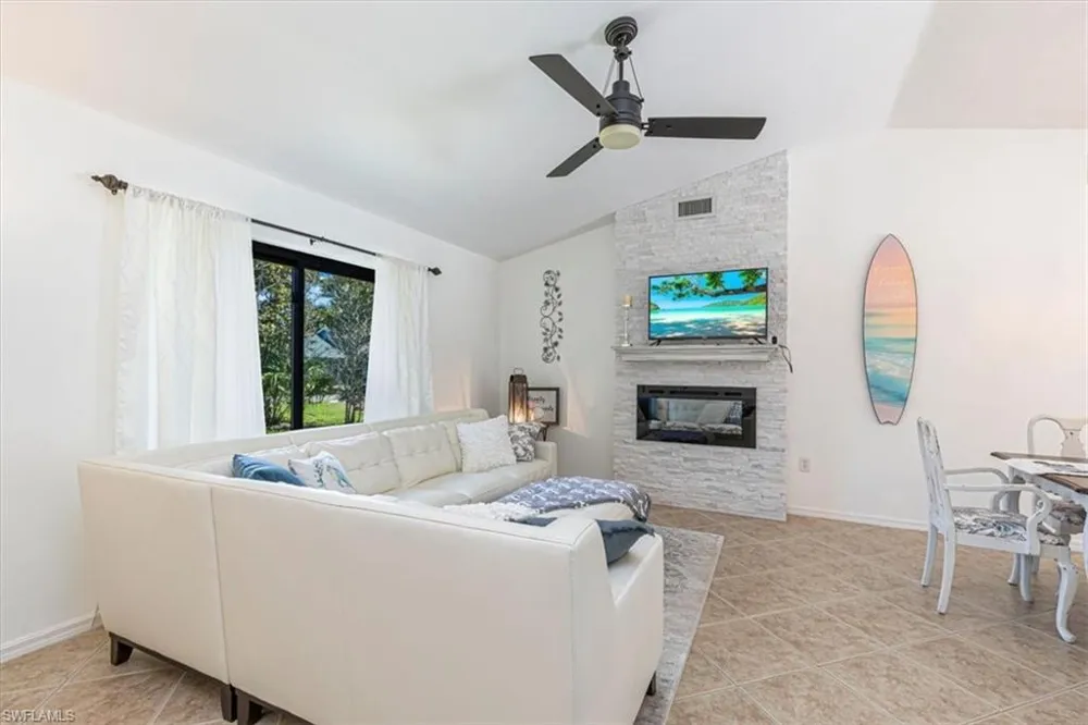 4005 Brush Lane Naples, FL 34112