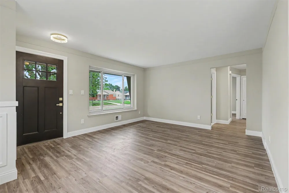 15464 Cameron Street Southgate City, MI 48195