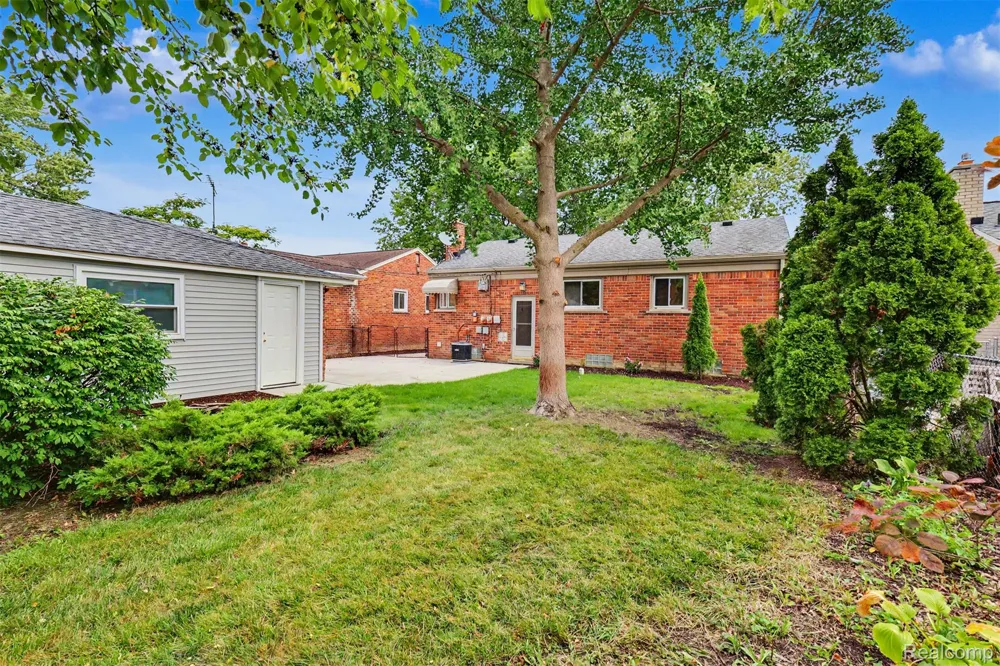 15464 Cameron Street Southgate City, MI 48195