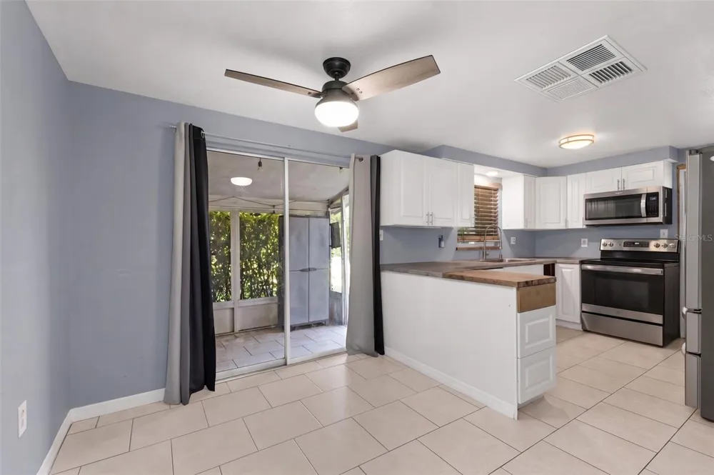 573 SKYLARK LANE NW Port Charlotte, FL 33952