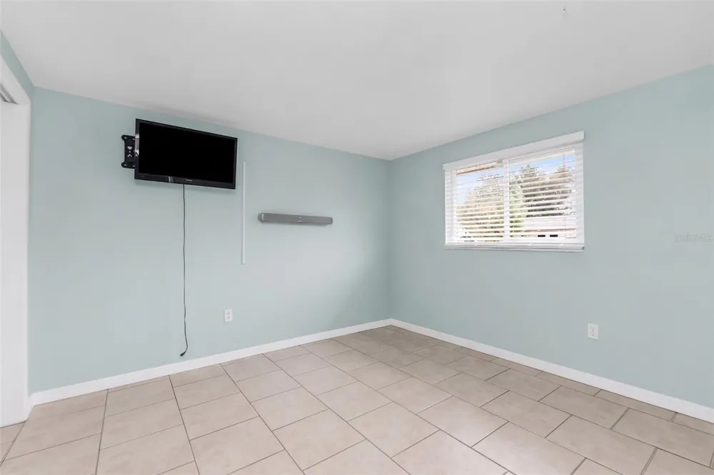 573 SKYLARK LANE NW Port Charlotte, FL 33952