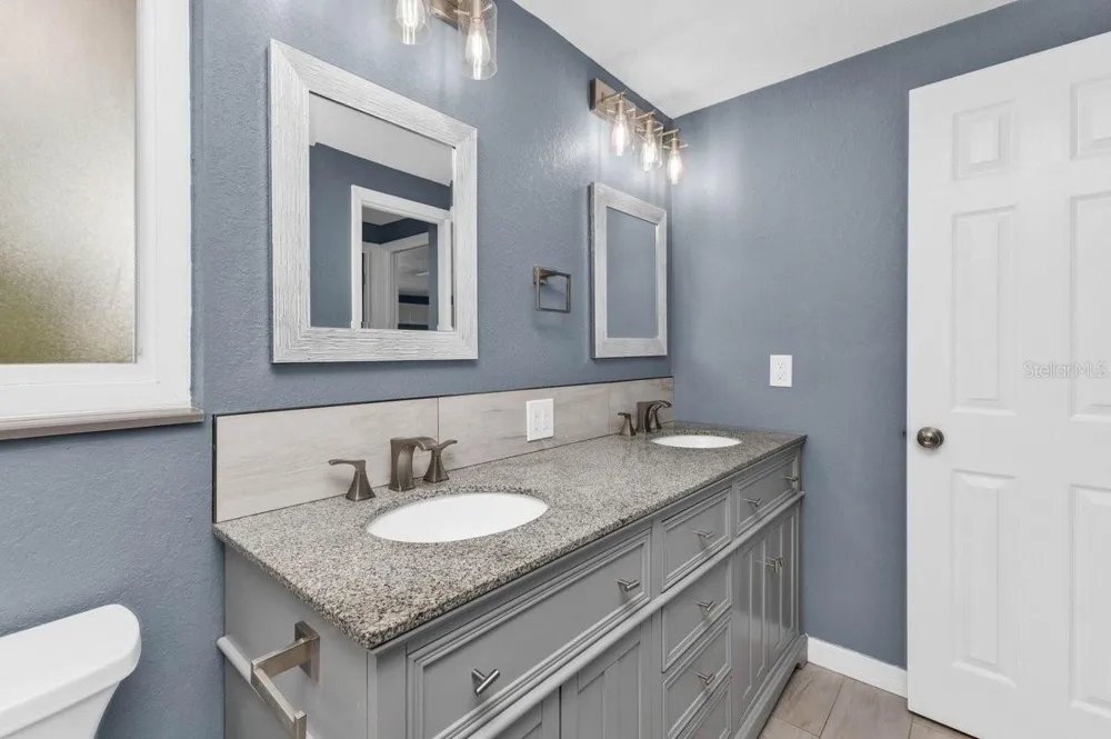 573 SKYLARK LANE NW Port Charlotte, FL 33952