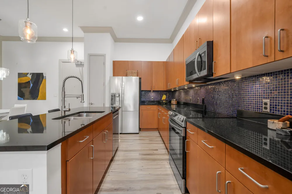 711 Cosmopolitan DR NE Atlanta, GA 30324