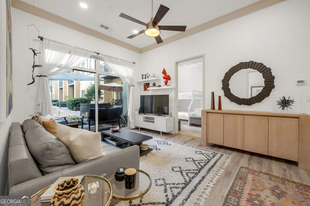 711 Cosmopolitan DR NE Atlanta, GA 30324