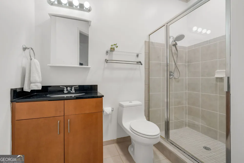 711 Cosmopolitan DR NE Atlanta, GA 30324