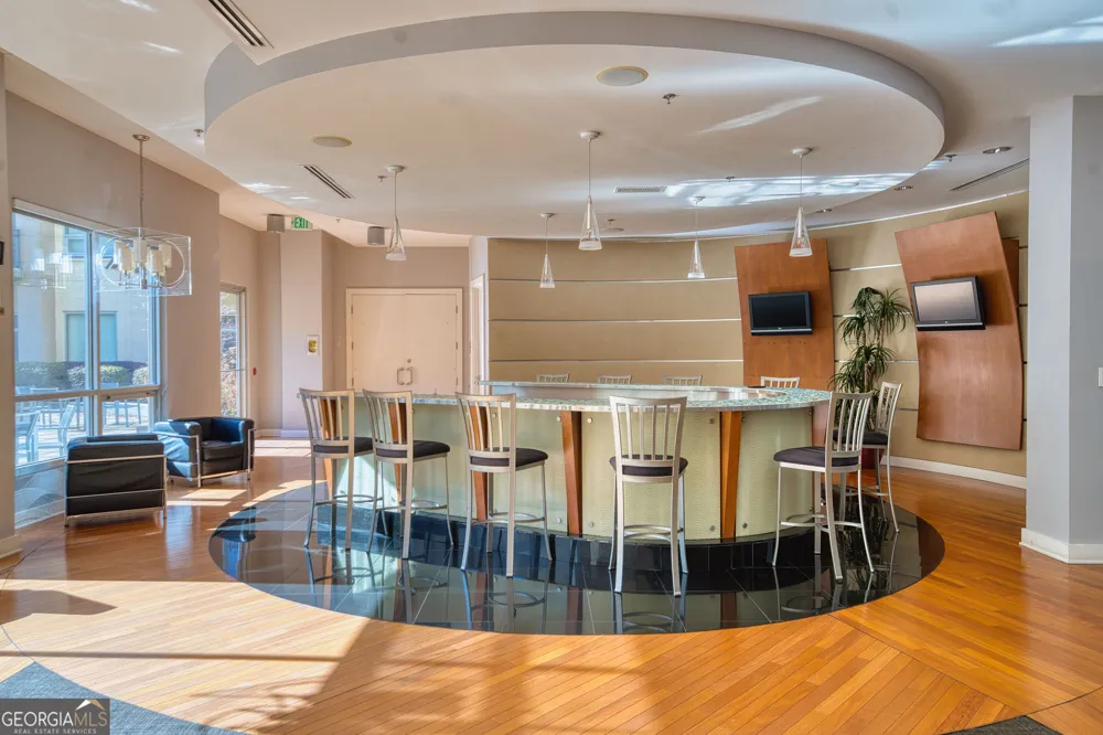 711 Cosmopolitan DR NE Atlanta, GA 30324