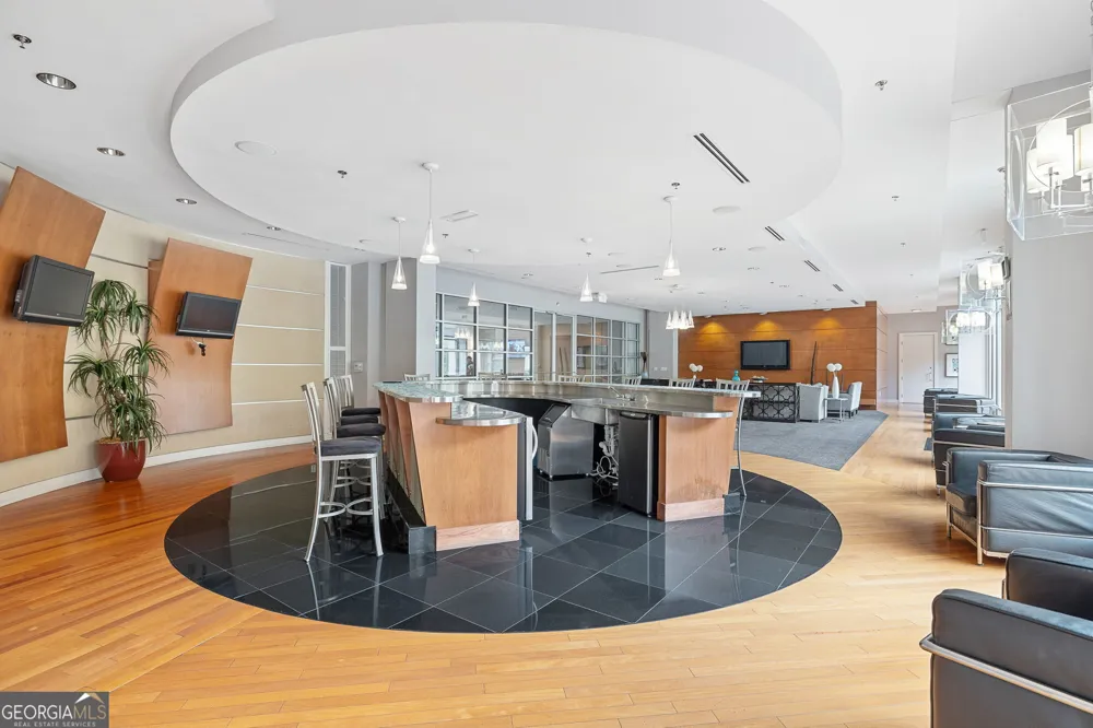 711 Cosmopolitan DR NE Atlanta, GA 30324