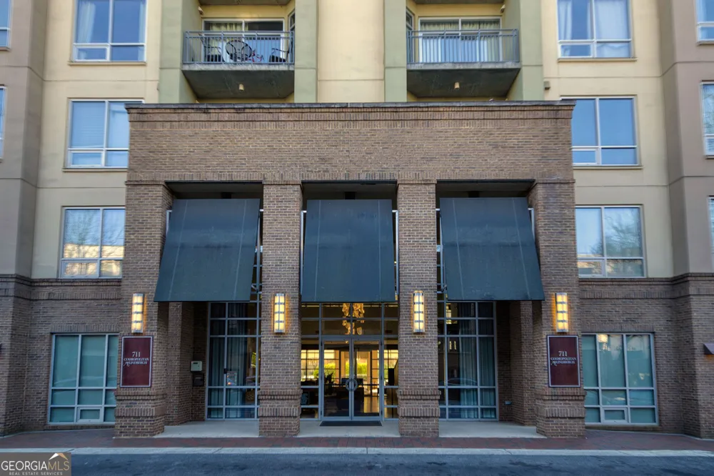 711 Cosmopolitan DR NE Atlanta, GA 30324