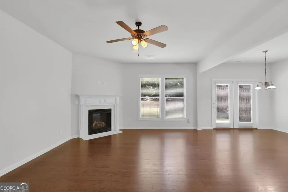 6155 Crested Moss DR Alpharetta, GA 30004
