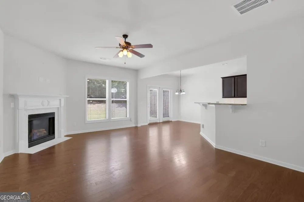 6155 Crested Moss DR Alpharetta, GA 30004