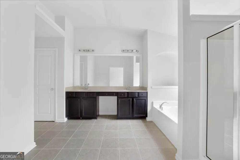 6155 Crested Moss DR Alpharetta, GA 30004