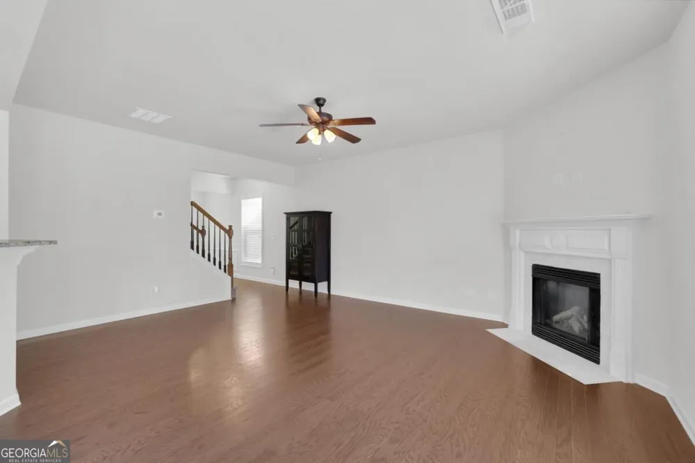 6155 Crested Moss DR Alpharetta, GA 30004
