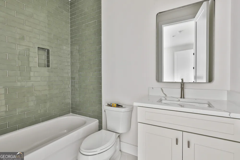 940 Laurel Brooke AVE Peachtree City, GA 30269