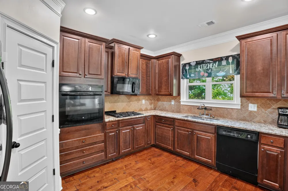 993 Bentley Estate DR Dacula, GA 30019