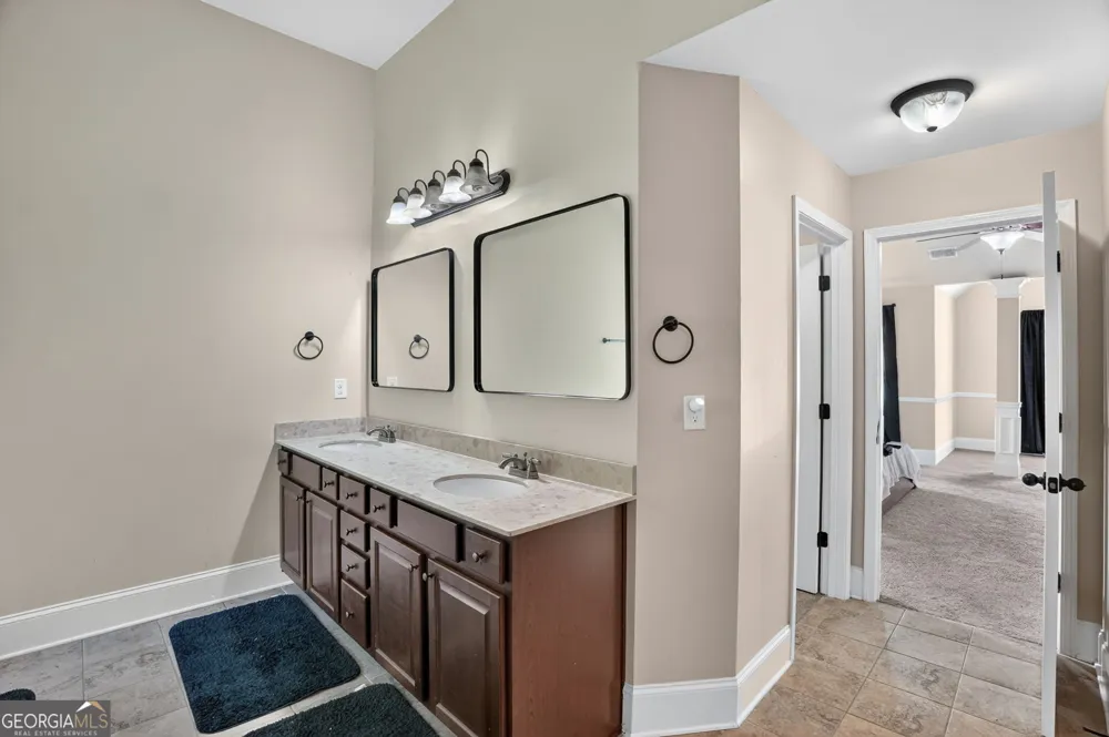 993 Bentley Estate DR Dacula, GA 30019