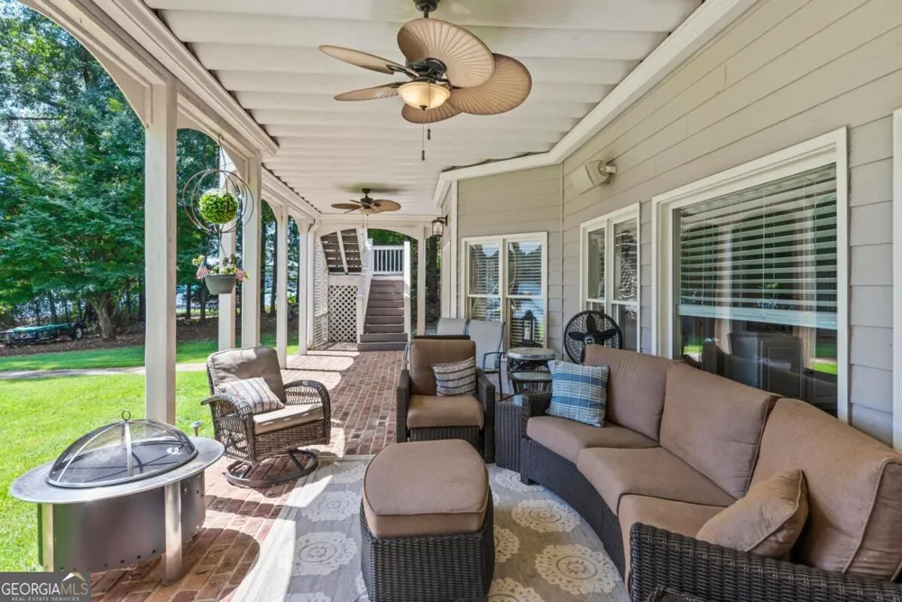 1080 Shoal Creek CT Greensboro, GA 30642