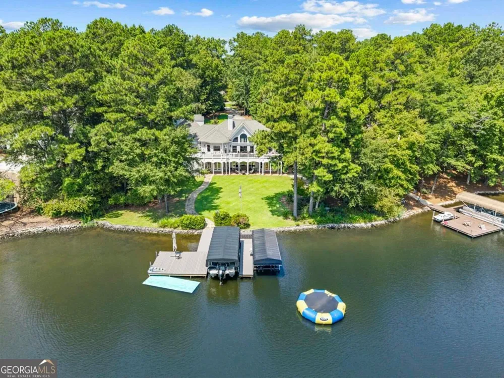 1080 Shoal Creek CT Greensboro, GA 30642