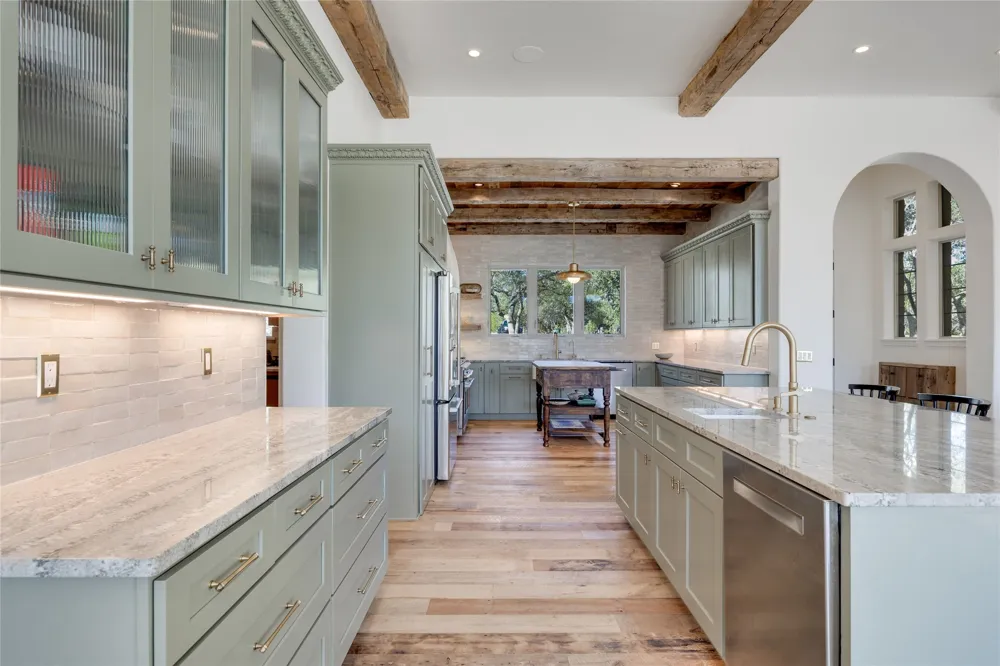 335 Beulah Lane Dripping Springs, TX 78620