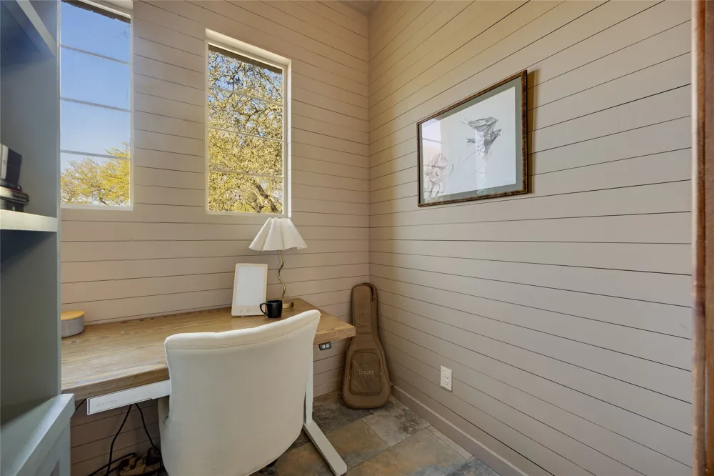 335 Beulah Lane Dripping Springs, TX 78620