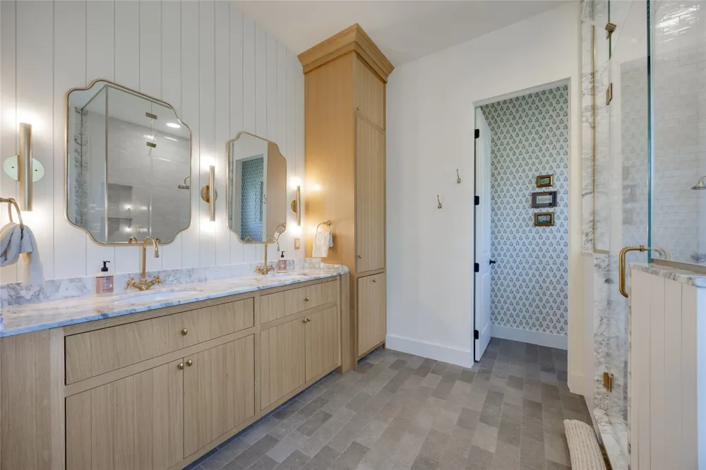 335 Beulah Lane Dripping Springs, TX 78620