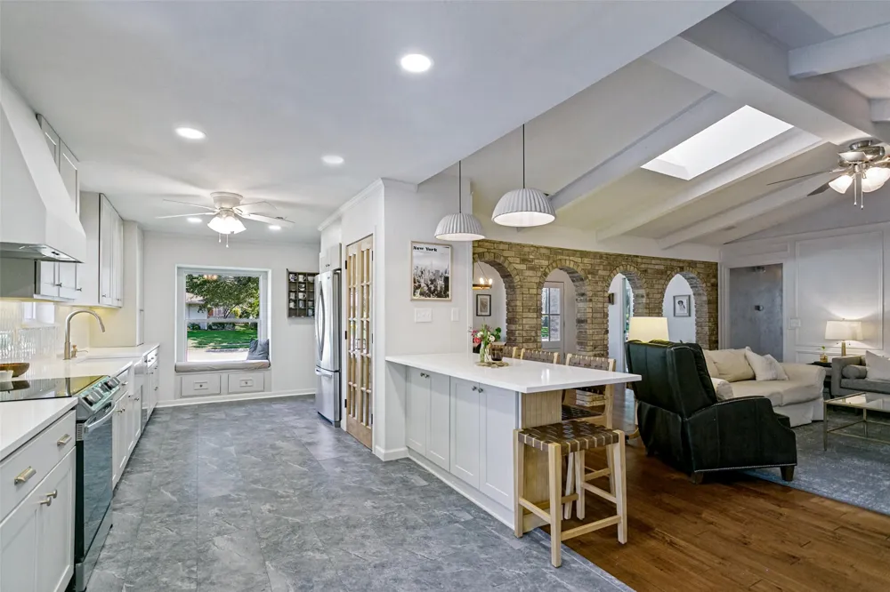 2736 Grandview Drive Plano, TX 75075
