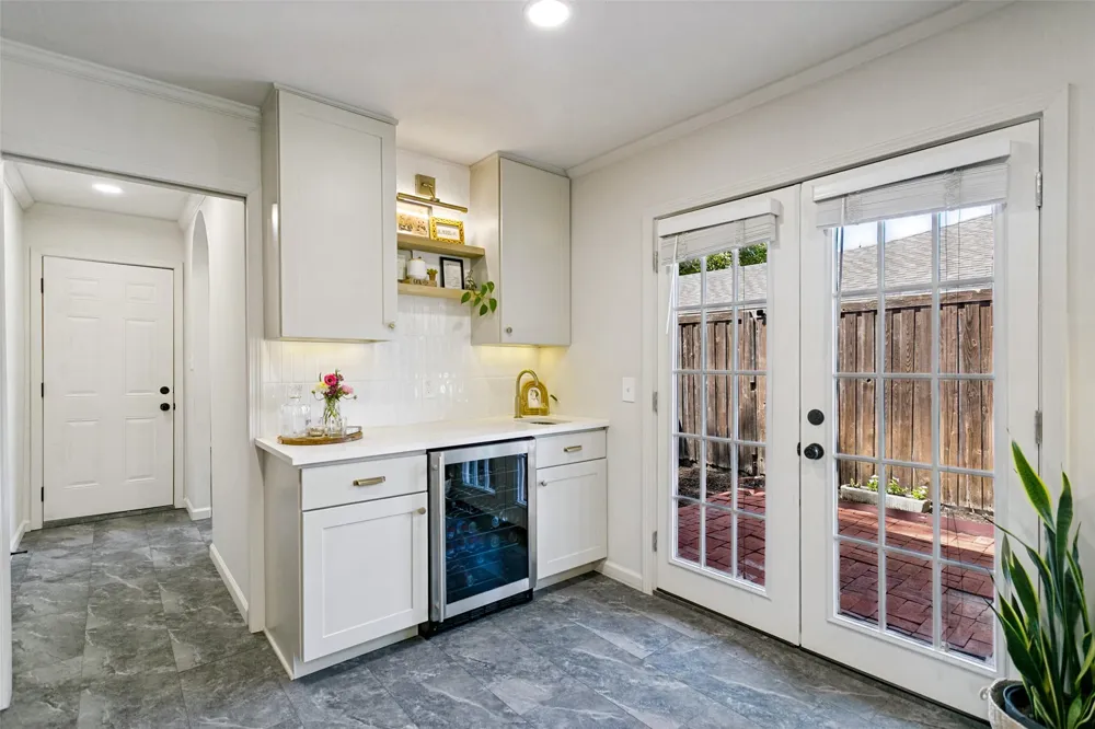 2736 Grandview Drive Plano, TX 75075